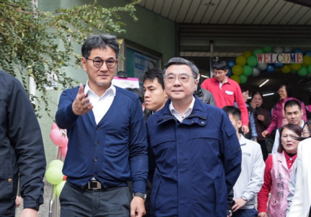 2026年1月10日行政院長卓榮泰視察元長鄉運動設施　共5張