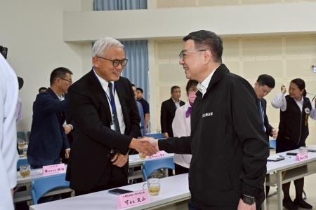 2025年4月12日行政院長卓榮泰出席彰化產業座談會_3　共12張