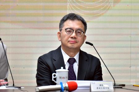 2026年1月20日行政院長卓榮泰出席「臺美關稅談判說明記者會」 　共10張