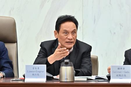 卓院長今(19)日主持行政院原住民族基本法推動會第17次委員會議照片 共7張 　共7張