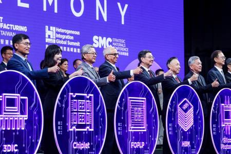2025年9月10日行政院長卓榮泰出席「SEMICON Taiwan 2025國際半導體展」開幕典禮　共10張