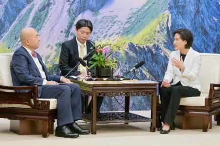 2024年6月27日行政院副院長鄭麗君接見日本台灣交流協會台北事務所片山和之代表一行 _2_　共3張