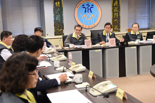 張揆：加強邊境檢疫  全力防治茲卡病毒 　共3張