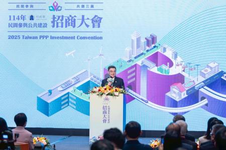 卓院長今(4)日出席114年民間參與公共建設招商大會照片 共6張_4 　共6張