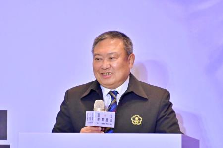 陳院長今(1)日出席「112年國光體育獎章暨運動科學研究獎勵頒獎典禮」照片_9 共12張