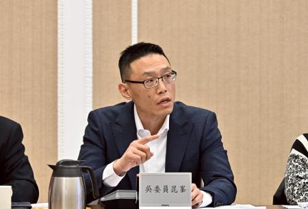 2026年3月11日行政院長卓榮泰主持中央道路交通安全會報115年第1次會議 　共5張