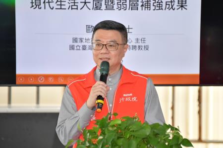 2024年6月22日行政院長卓榮泰視察0403震災現代生活大廈暨弱層補強成果。　共6張