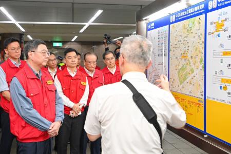 2026年8月13日行政院長卓榮泰視察「2026城鎮韌性」防空演習 　共7張