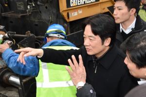 慰勞台南市政府協助修路同仁_1