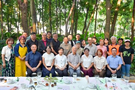 2026年9月8日行政院副院長鄭麗君出席「國土綠蔭-毛柿宴」活動 　共6張