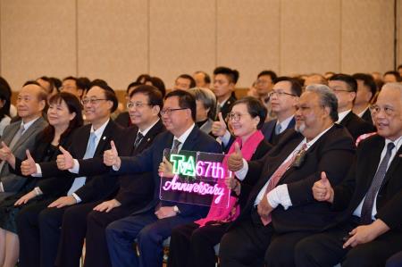2023年12月13日行政院副院長鄭文燦出席台灣觀光協會捐贈人年會暨成立67週年慶祝茶會5　共5張