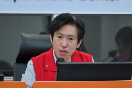 2026年6月27日行政院秘書長張惇涵視導萬里溪堰塞湖中央災害應變中心 　共5張