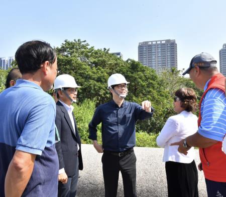 2019年11月8日行政院副院長陳其邁訪視內惟埤自然生態園區水環境營造工程_2 　共10張