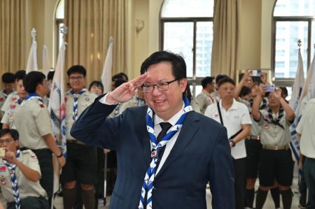 2023年7月10日行政院副院長鄭文燦出席「第25屆世界童軍大露營代表團授旗典禮」 　共6張