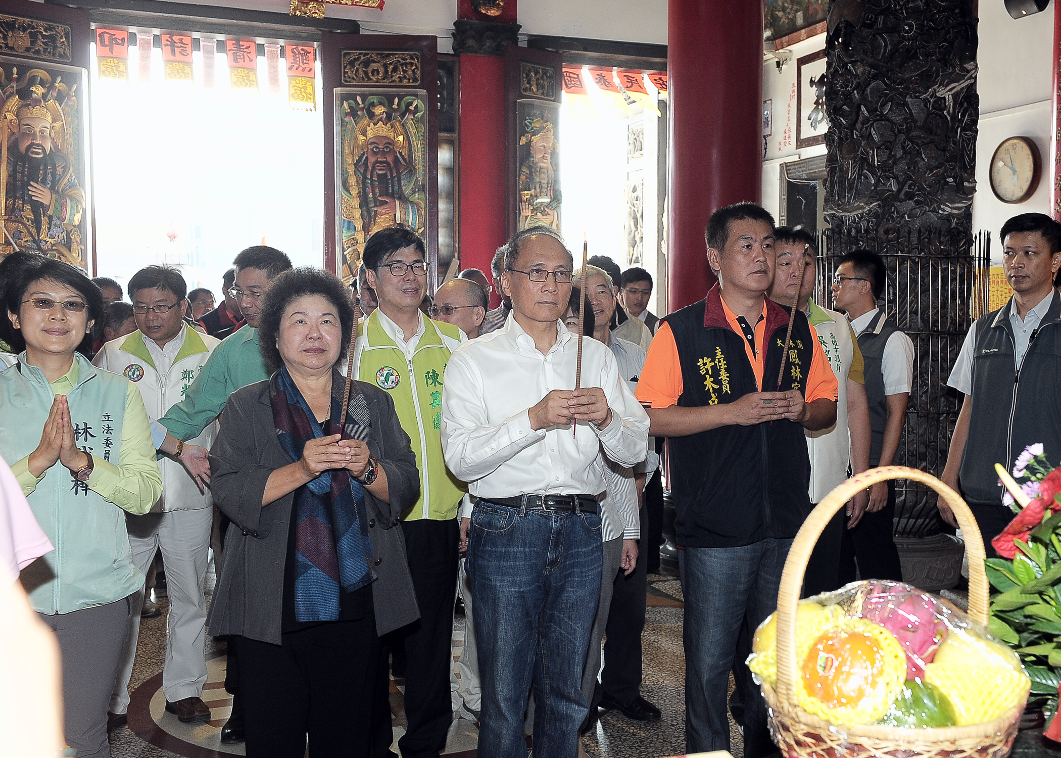 關心大林蒲居民生活品質 林揆承諾儘快改善