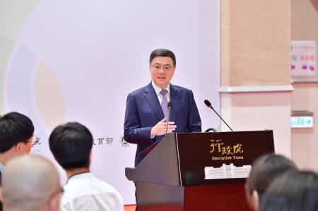2024年8月26日行政院長卓榮泰主持青年諮詢委員會第4屆第3次會議。 　共8張
