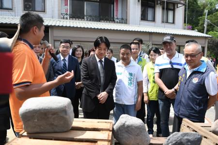 1070818行政院長賴清德視察農村再生執行成果−「苗栗大湖農村再生發展情形」_4　共8張