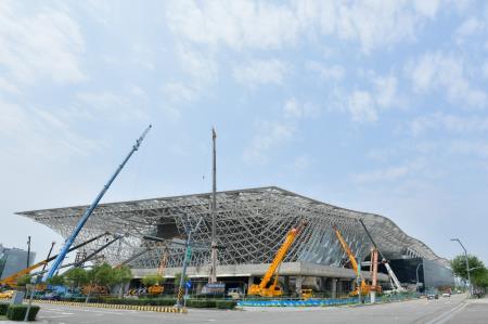 2024年5月3日行政院副院長鄭文燦視察台中水湳國際會展中心西側展館　共7張