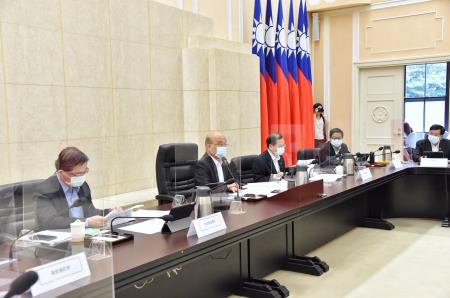 2021年8月30日行政院長蘇貞昌主持行政院國家永續發展委員會第33次委員會議 _1 　共2張