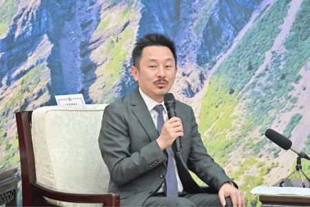 卓院長今(27)日接見「北美洲臺灣商會聯合總會回國訪問團」照片 共8張　共8張