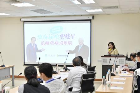 2025年1月15日行政院政務委員陳時中參訪擴大國家癌症篩檢相關行程。 　共8張