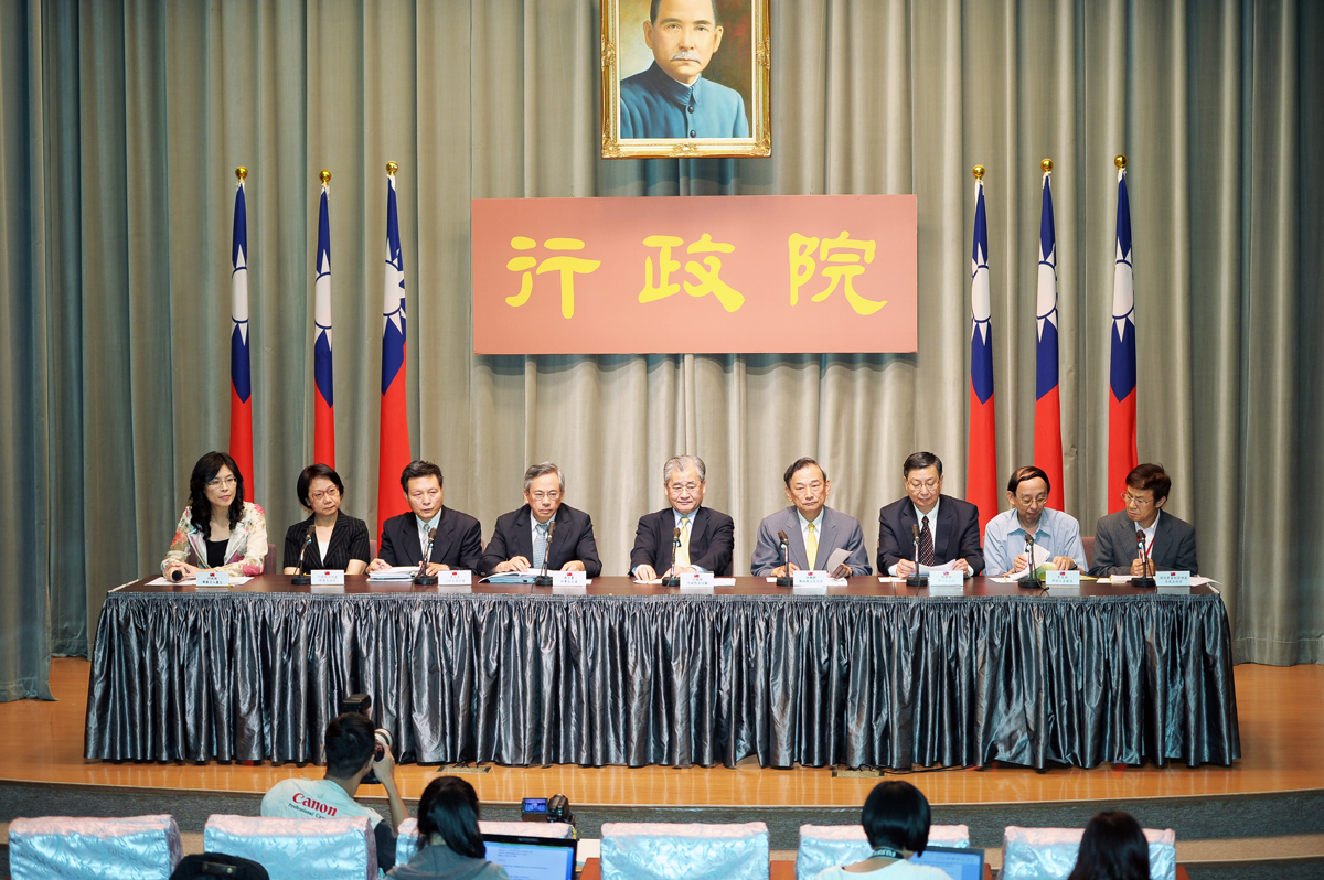 政院：嚴懲不法，加速還給民眾安心飲食環境 　共1張