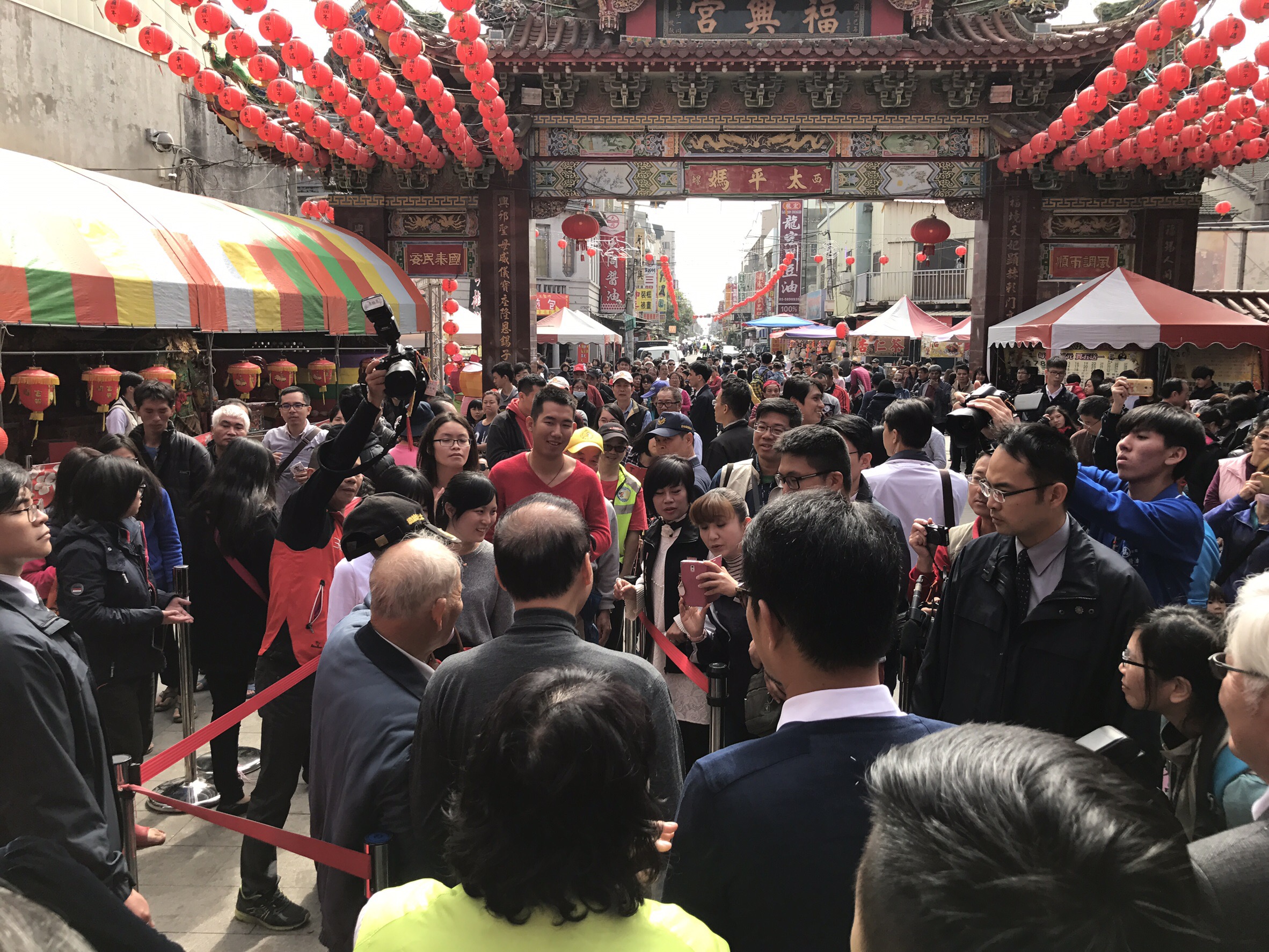 林揆初四赴新港奉天宮等參拜祈福   祈求社會平安祥和　共12張