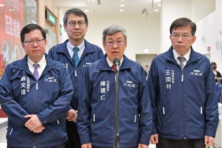 2024年2月7日行政院長陳建仁視察113年春節連假臺鐵、高鐵及國道客運疏運辦理情形_15 　共15張