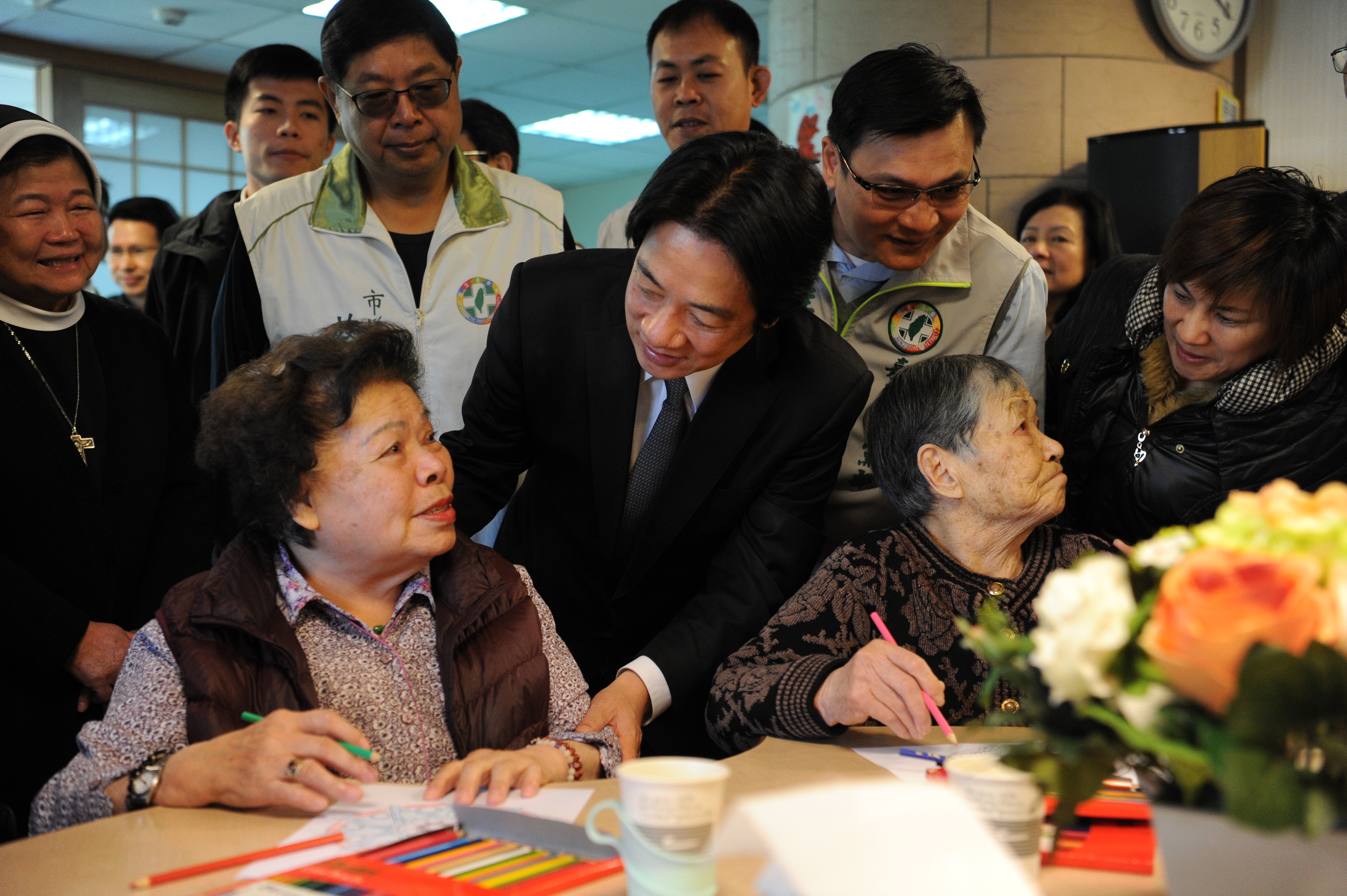 賴揆：肯定嘉義市推動長照成效 期勉發展文化資產保存 　共14張
