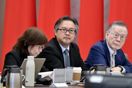2026年10月21日行政院長卓榮泰主持行政院國家永續發展委員會第38次委員會議 　共5張
