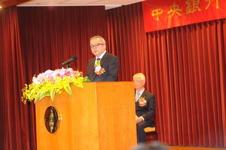 2018年2月26日施俊吉副院長出席「中央銀行卸任、新任總裁交接典禮」。107.2.26DSC_9377　共3張