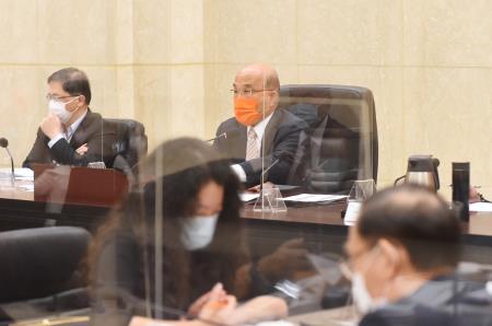 2021年10月25日行政院長蘇貞昌主持行政院性別平等會第24次委員會議1 　共3張