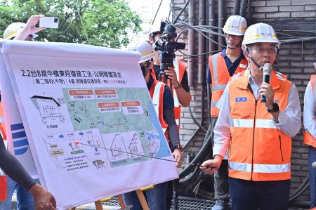2024年5月22日行政院長卓榮泰視察公路搶修復建進度-下清水橋。