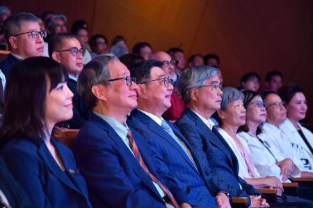2026年9月23日行政院長卓榮泰出席「第50屆金鼎獎頒獎典禮」 　共6張