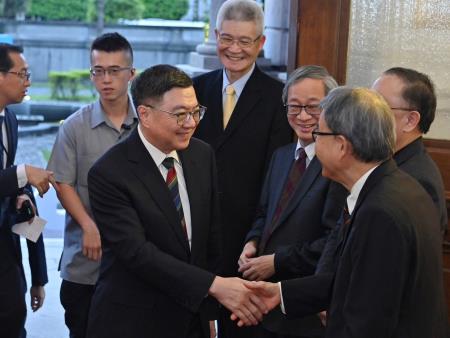 行政院長卓榮泰出席公視兒少頻道「小公視 PTS XS」開台記者會　共8張