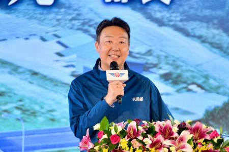 2025年11月22日行政院長卓榮泰出席「台61 線快速公路新北市-苗栗縣路段平交路口改善工程-新北段」動土祈福典禮 　共5張