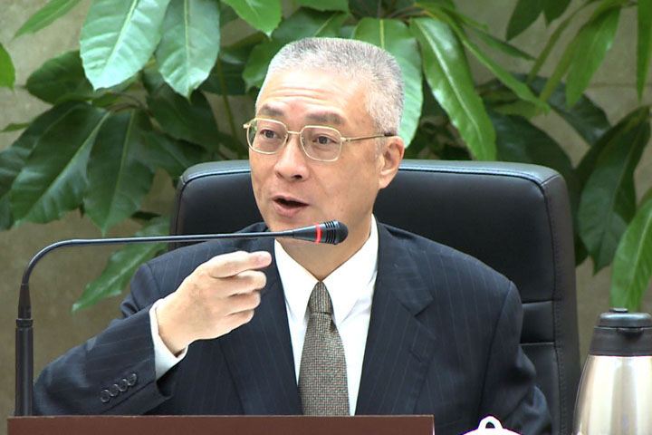 吳揆聽取「北中南老舊工業區之更新與開發計畫辦理情形」報告 　共1張