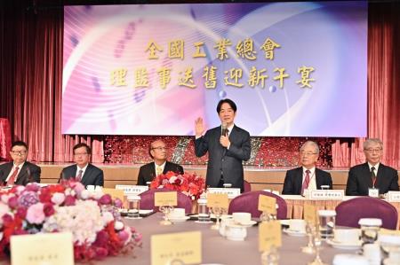 鄭副院長今(8)日出席「中華民國全國工業總會第13屆第1次理監事聯席會議」照片 共3張　共3張