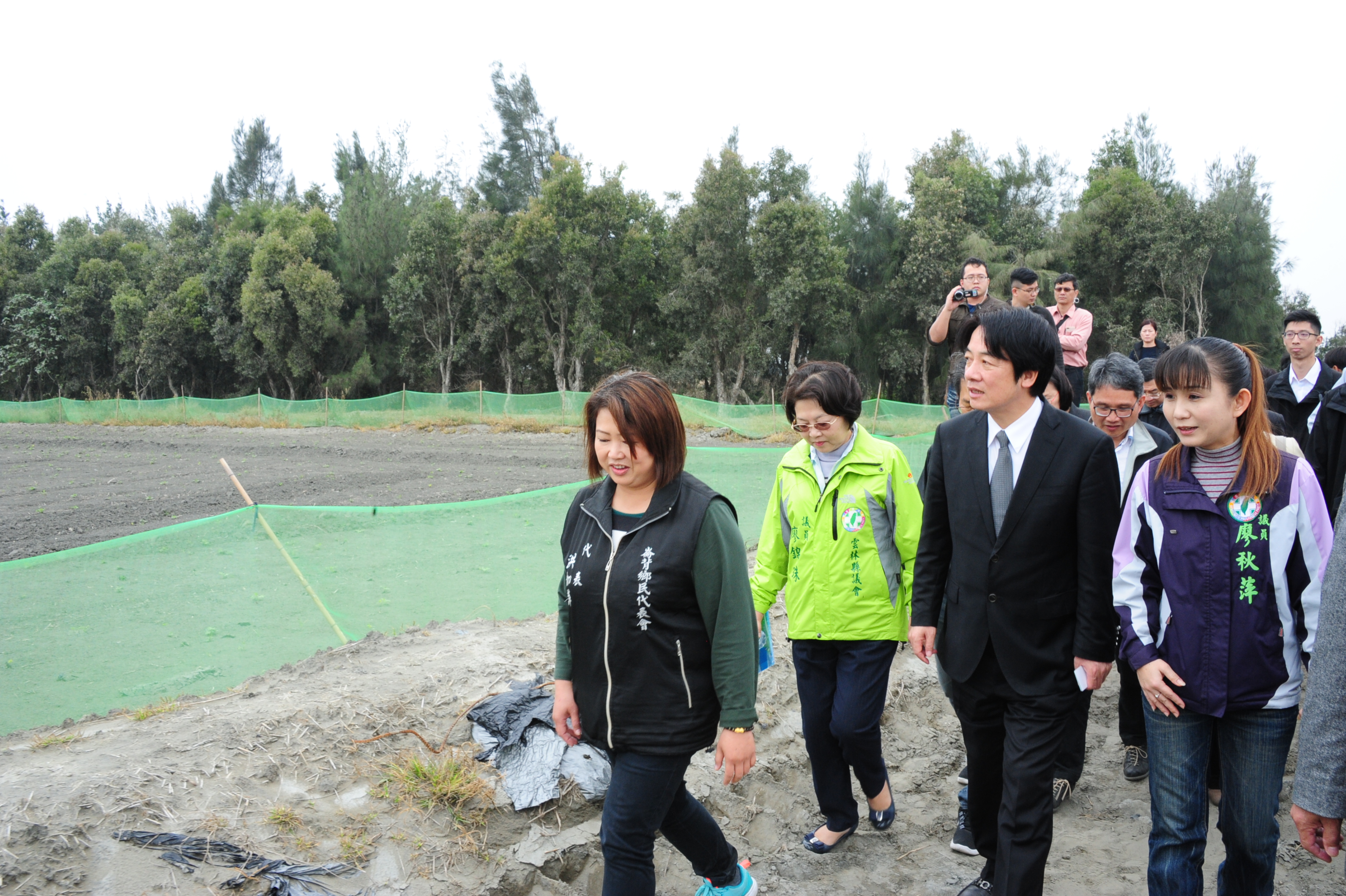 賴揆：跨部會專案小組改善濁水溪揚塵問題  提升民眾生活品質 　共15張