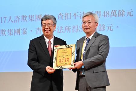 2023年5月29日_2行政院長陳建仁出席112 年新世代打擊詐欺策略行動綱領研討會 _4_　共6張