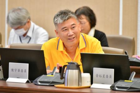 2026年5月25日行政院副院長鄭麗君主持國家都市林推動委員會第一次會議  　共8張
