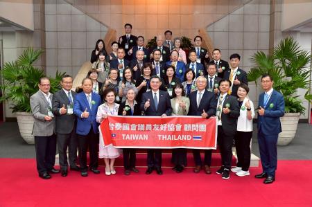 2026年3月30日行政院長卓榮泰接見「泰國台泰國會議員友好協會顧問團」一行 　共5張