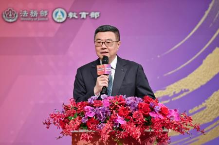 2024年6月26日行政院長卓榮泰出席113年度反毒有功人士團體頒獎活動　共7張