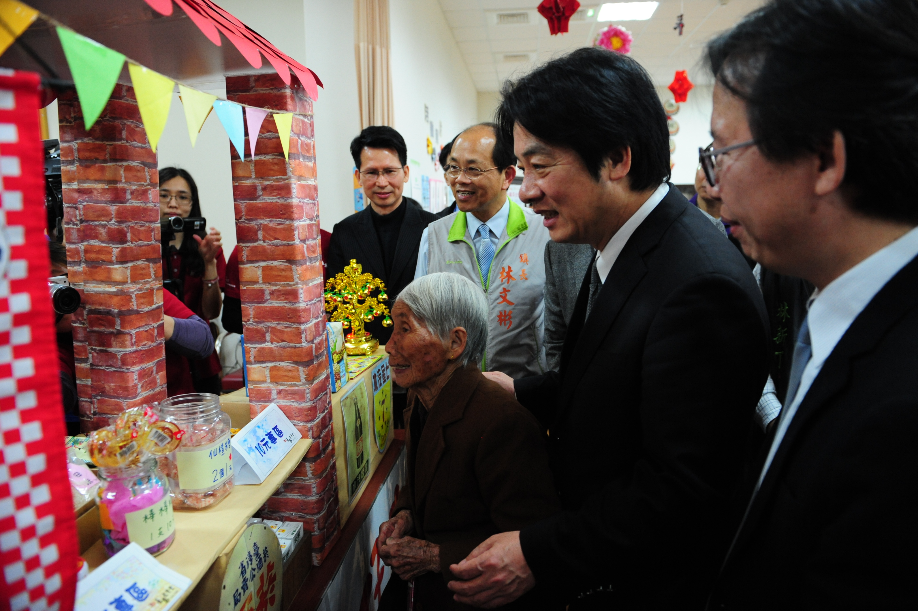 賴揆：跨部會專案小組改善濁水溪揚塵問題  提升民眾生活品質 　共15張