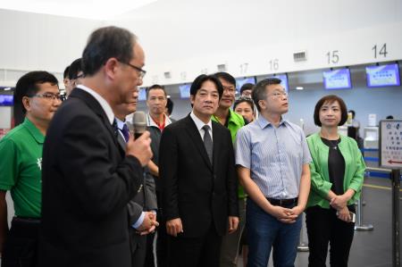 1070729行政院長賴清德視察台中國際機場整體規劃發展情形_3　共11張