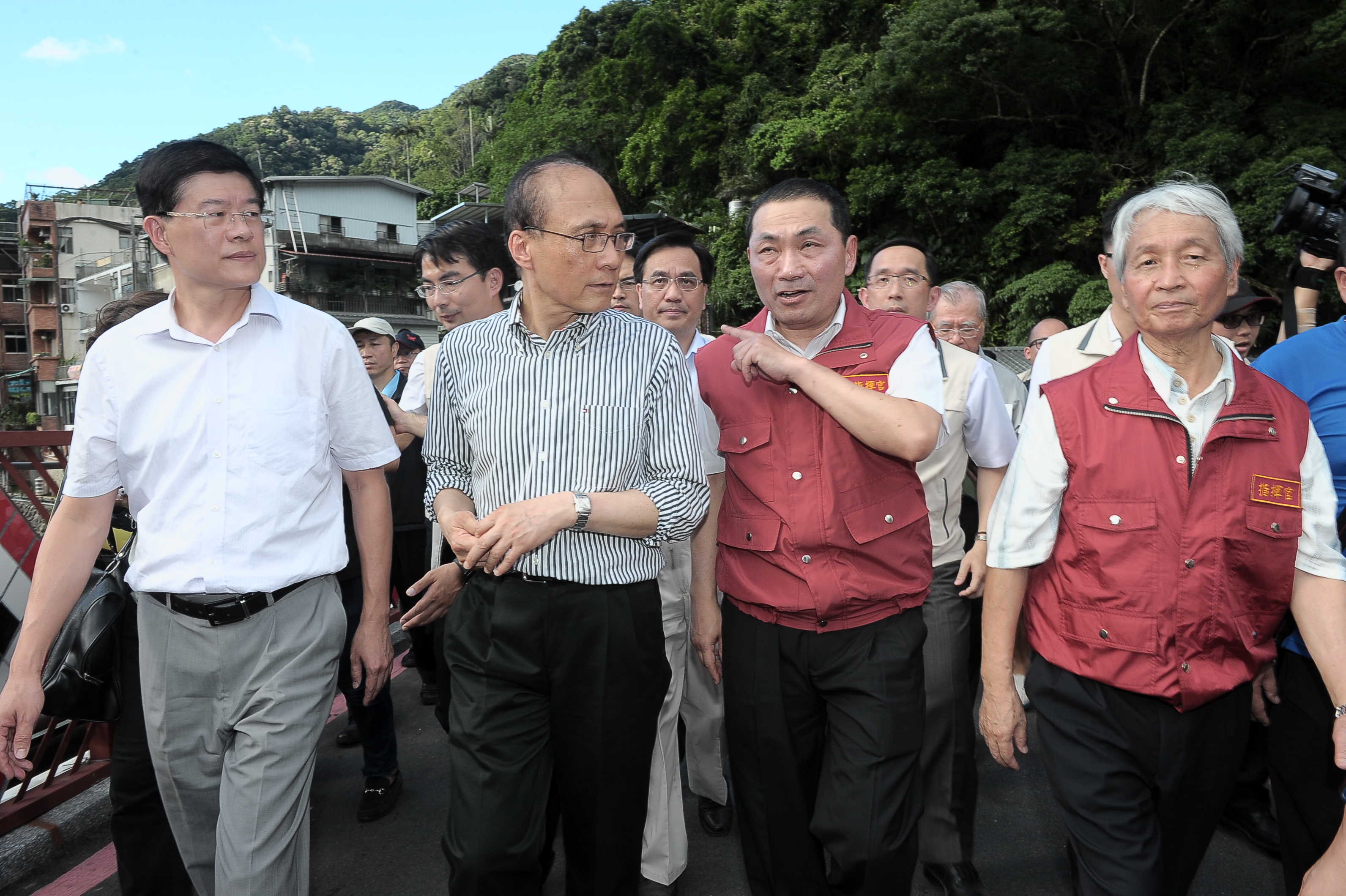 林全院長視察新北市烏來區災後復建及防颱整備情形 　共6張