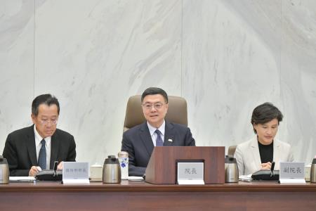 2024年12月3日行政院長卓榮泰主持行政院動員會報113年度會議。 　共6張