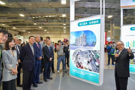 2024年9月21日行政院長卓榮泰出席第六屆危老+都更博覽會開幕式S__134545422_0　共12張