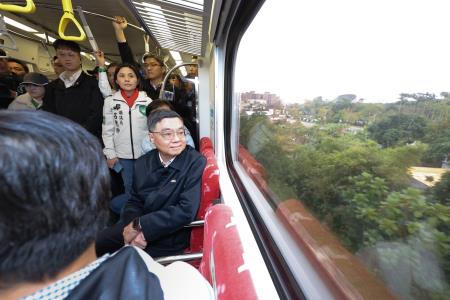 2026年2月8日行政院長卓榮泰視察「宜蘭至羅東鐵路高架化計畫」辦理情形　共7張