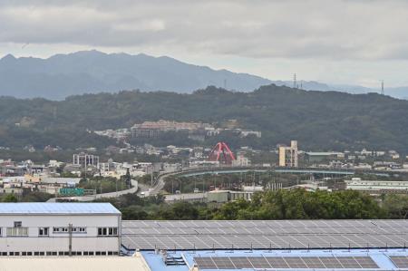 2024年10月25日_1行政院長卓榮泰視察「桃竹苗大矽谷推動方案：新竹科學園區擴建計畫（苗栗地區）」推動情形9.jpg
